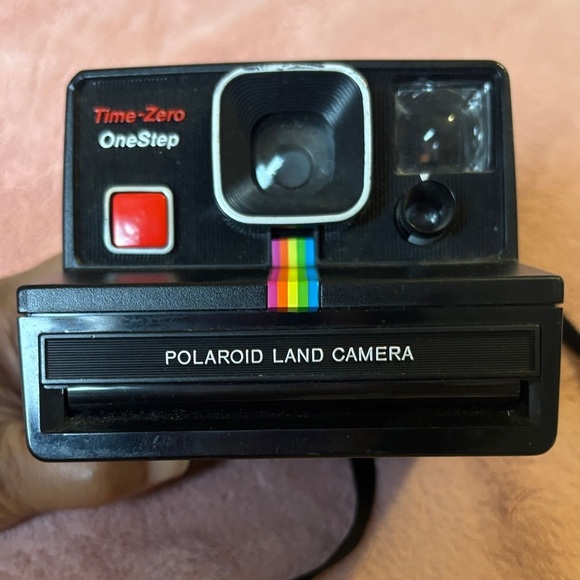 Polaroid Time-Zero OneStep Camera - Black with Rainbow Stripe - Picture 5 of 6